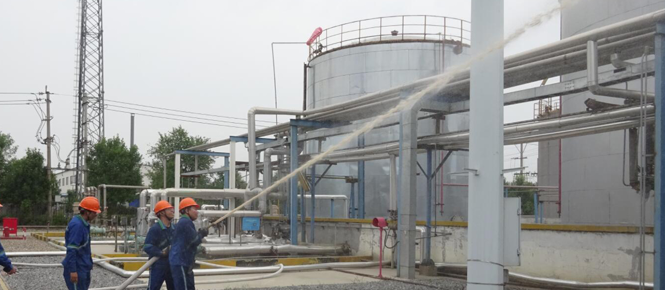 爱游戏体育公司组织成品罐区物料泄漏火灾、爆炸事故专项应急演练